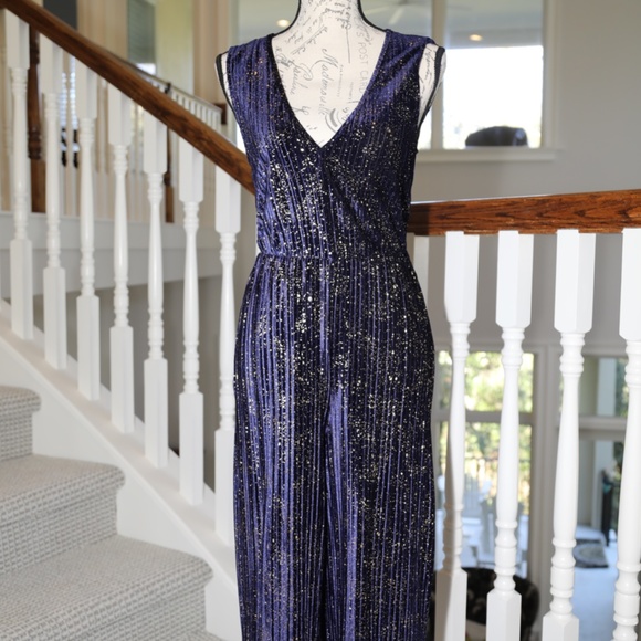 BCBG Size XS Pant Suit Dark Navy and Gold - Picture 1 of 5